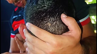 Twink Brasileiro saboroso é fodido pelos amigos depois da partida de futebol - FULL Sheer.